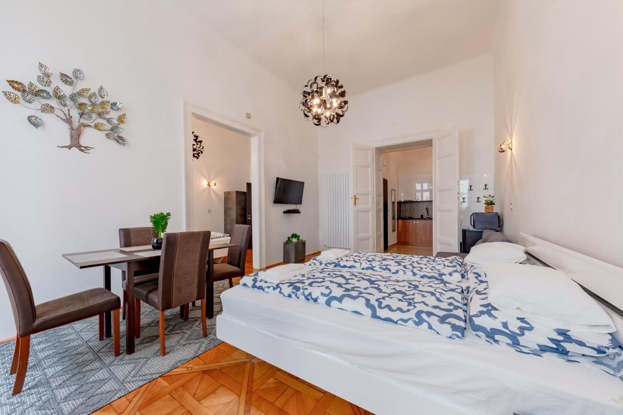La Fortezza Panzio Budapest Ngoại thất bức ảnh